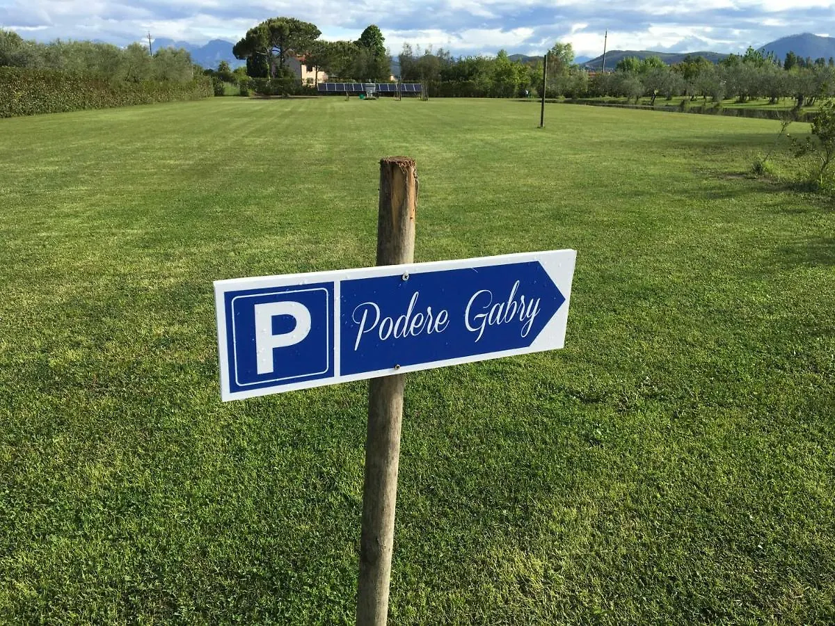 Podere Gabry Arena Metato Apartment